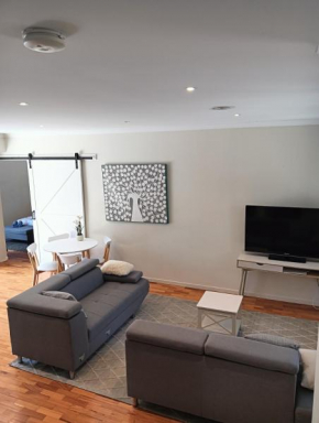 Coastal Comforts, Aspendale